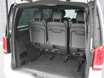 V 250 d AVANTGARDE  AMG BURMESTER 360  ACC