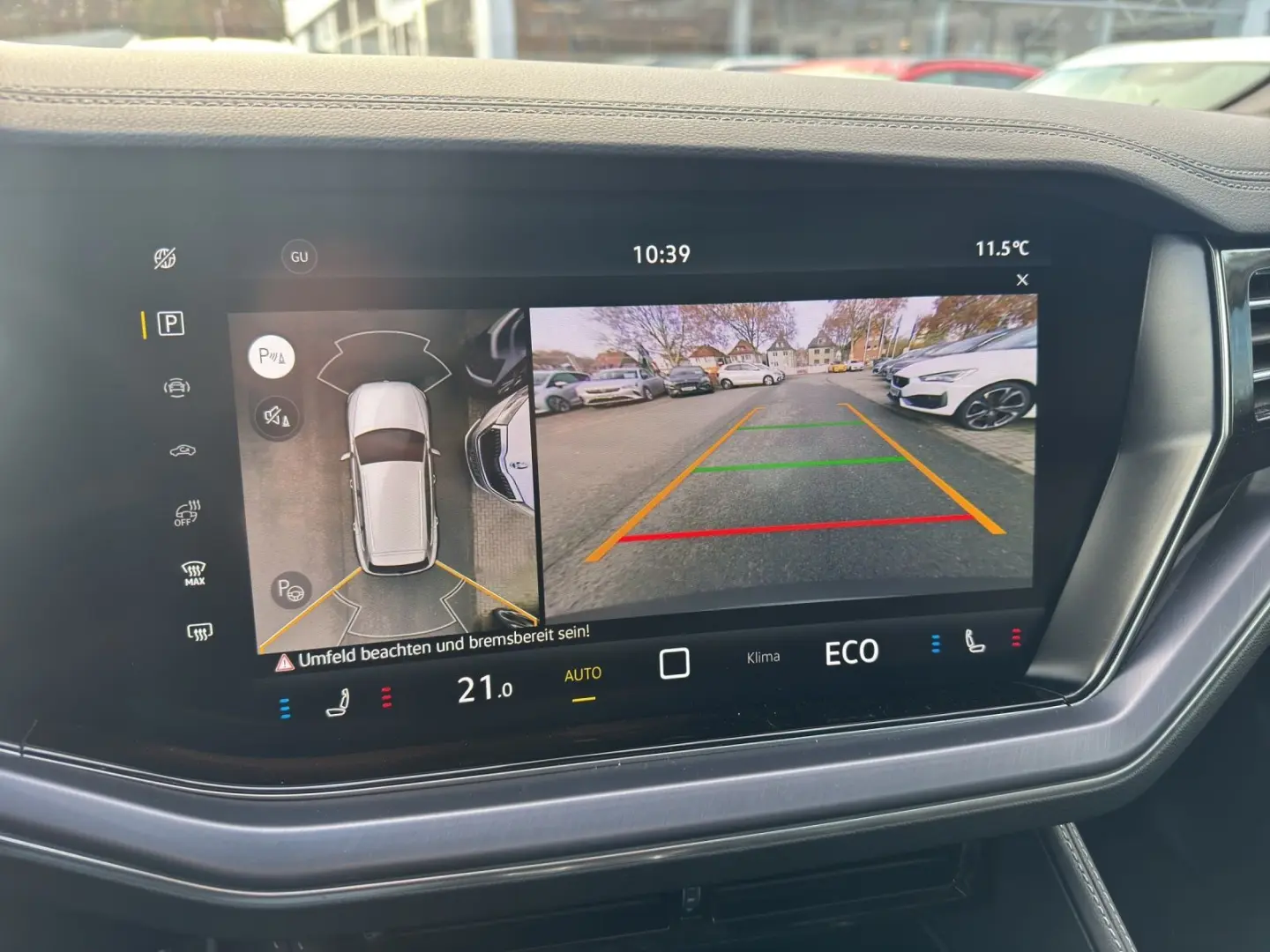 Touareg R 3.0 TSI eHybrid 4M  HeadUp Panodach AH