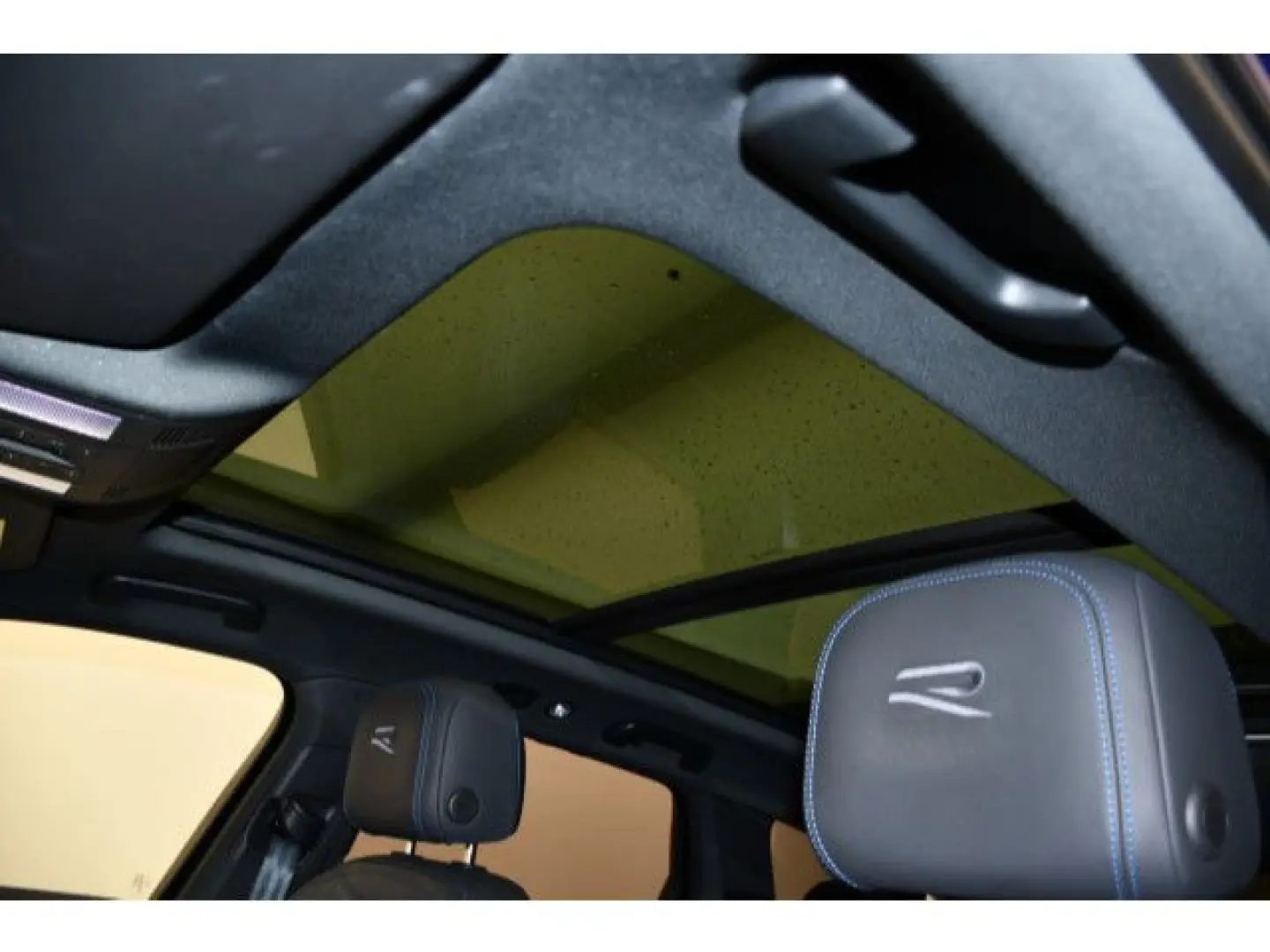 Touareg 3.0 TSI eHybrid Tiptronic  R  AHK Pano E