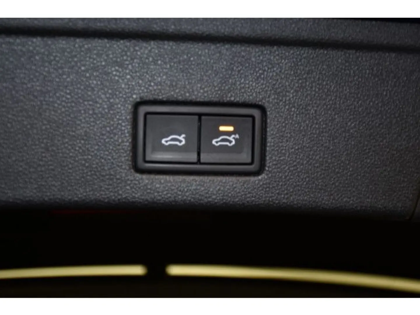 Touareg 3.0 TSI eHybrid Tiptronic  R  AHK Pano E