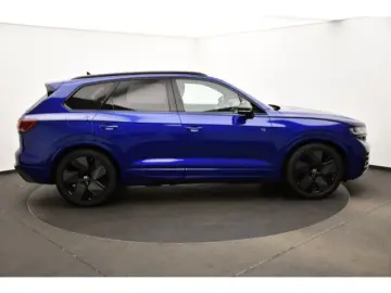 Touareg 3.0 TSI eHybrid Tiptronic  R  AHK Pano E