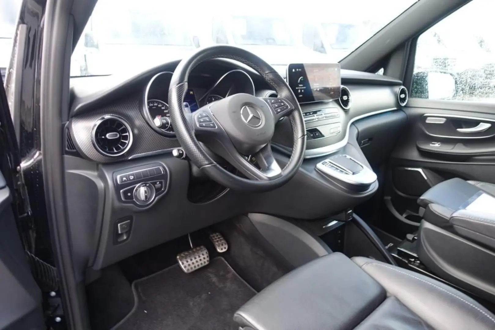 V 250 d lang AMG 8-Sitzer Distronic