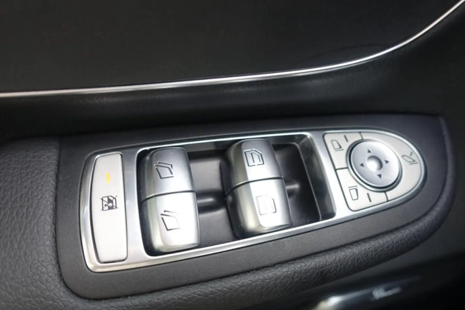 V 250 d lang AMG 8-Sitzer Distronic