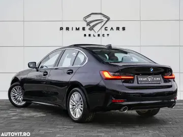 BMW Seria 3 320i Aut. Sport Line
