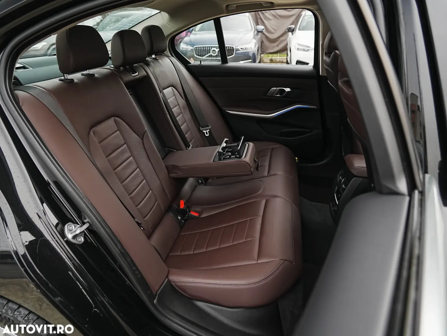 BMW Seria 3 320i Aut. Sport Line