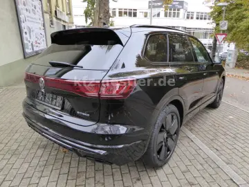 Touareg R eHybrid Pano Puglia AHK HUD 21Zoll