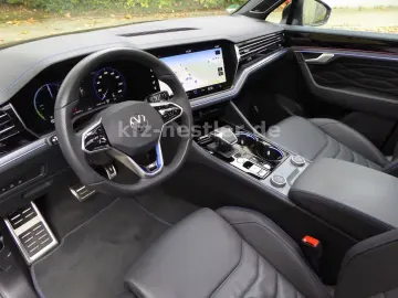 Touareg R eHybrid Pano Puglia AHK HUD 21Zoll