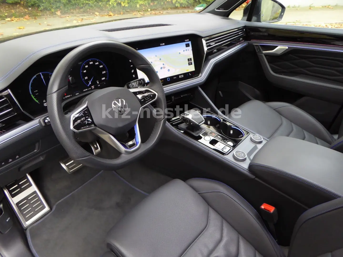 Touareg R eHybrid Pano Puglia AHK HUD 21Zoll