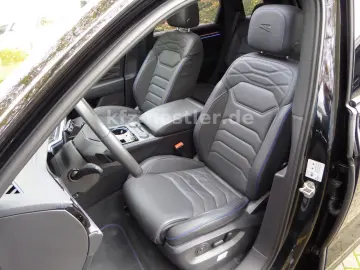 Touareg R eHybrid Pano Puglia AHK HUD 21Zoll