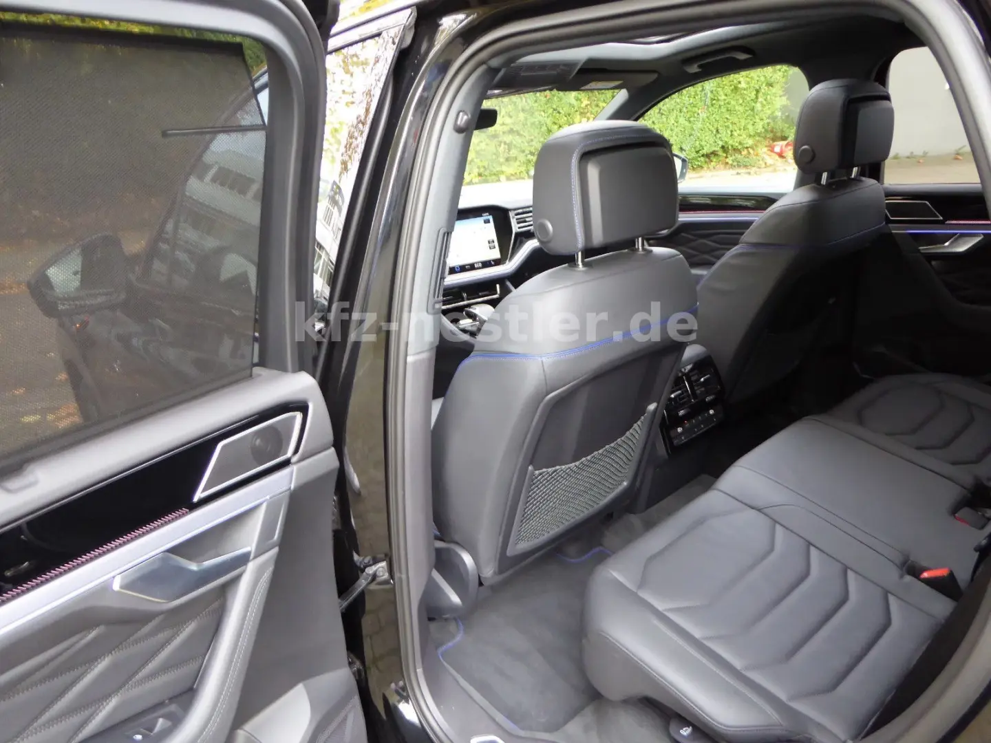 Touareg R eHybrid Pano Puglia AHK HUD 21Zoll