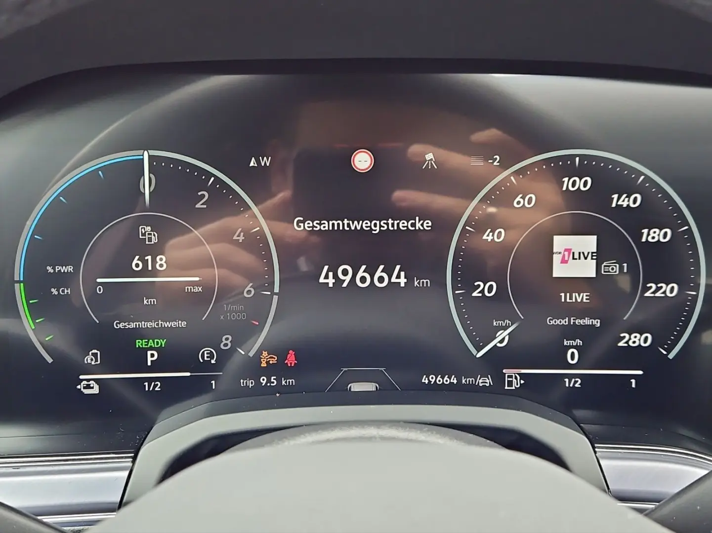 Touareg eHybrid R UPE120 MATT LM21 PANO LEDER DY