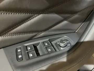 Touareg R 3.0 TSi 462 PK eHybrid 4MOTION voll-au