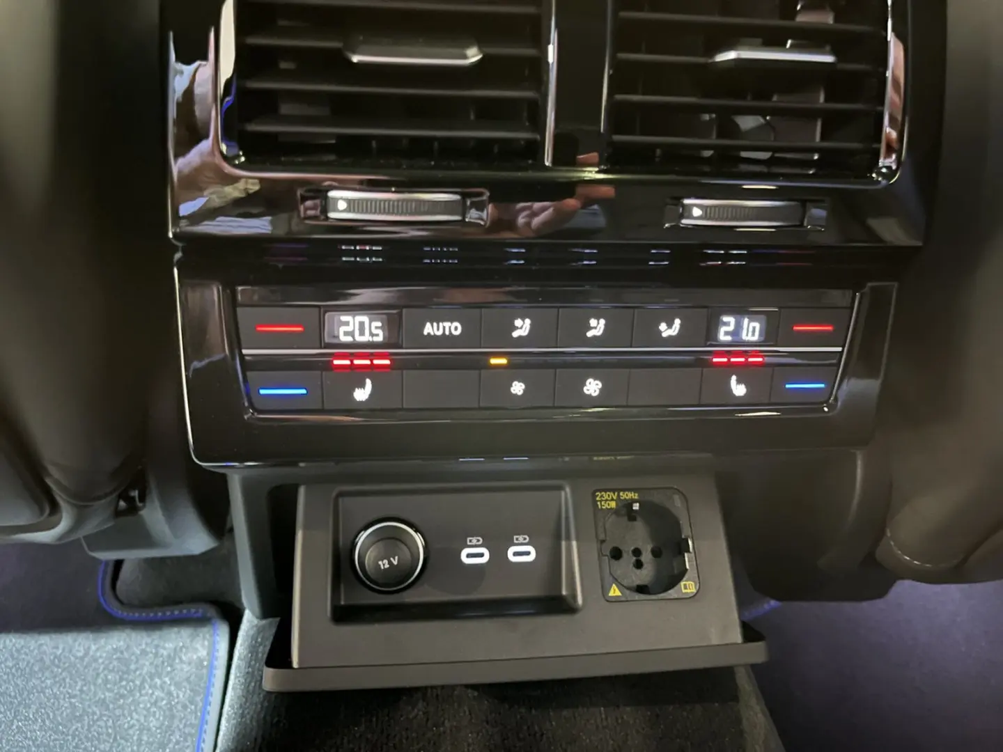 Touareg R 3.0 TSi 462 PK eHybrid 4MOTION voll-au