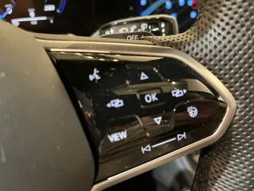 Touareg R 3.0 TSi 462 PK eHybrid 4MOTION voll-au