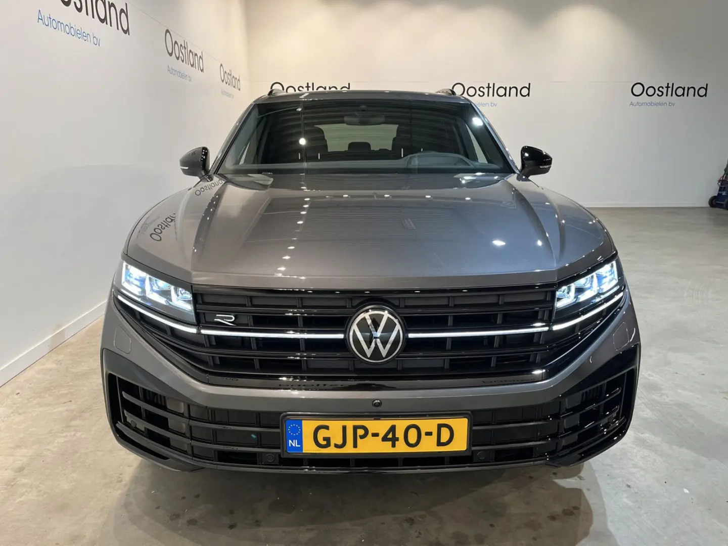 Touareg R 3.0 TSi 462 PK eHybrid 4MOTION voll-au