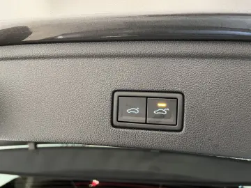 Touareg R 3.0 TSi 462 PK eHybrid 4MOTION voll-au