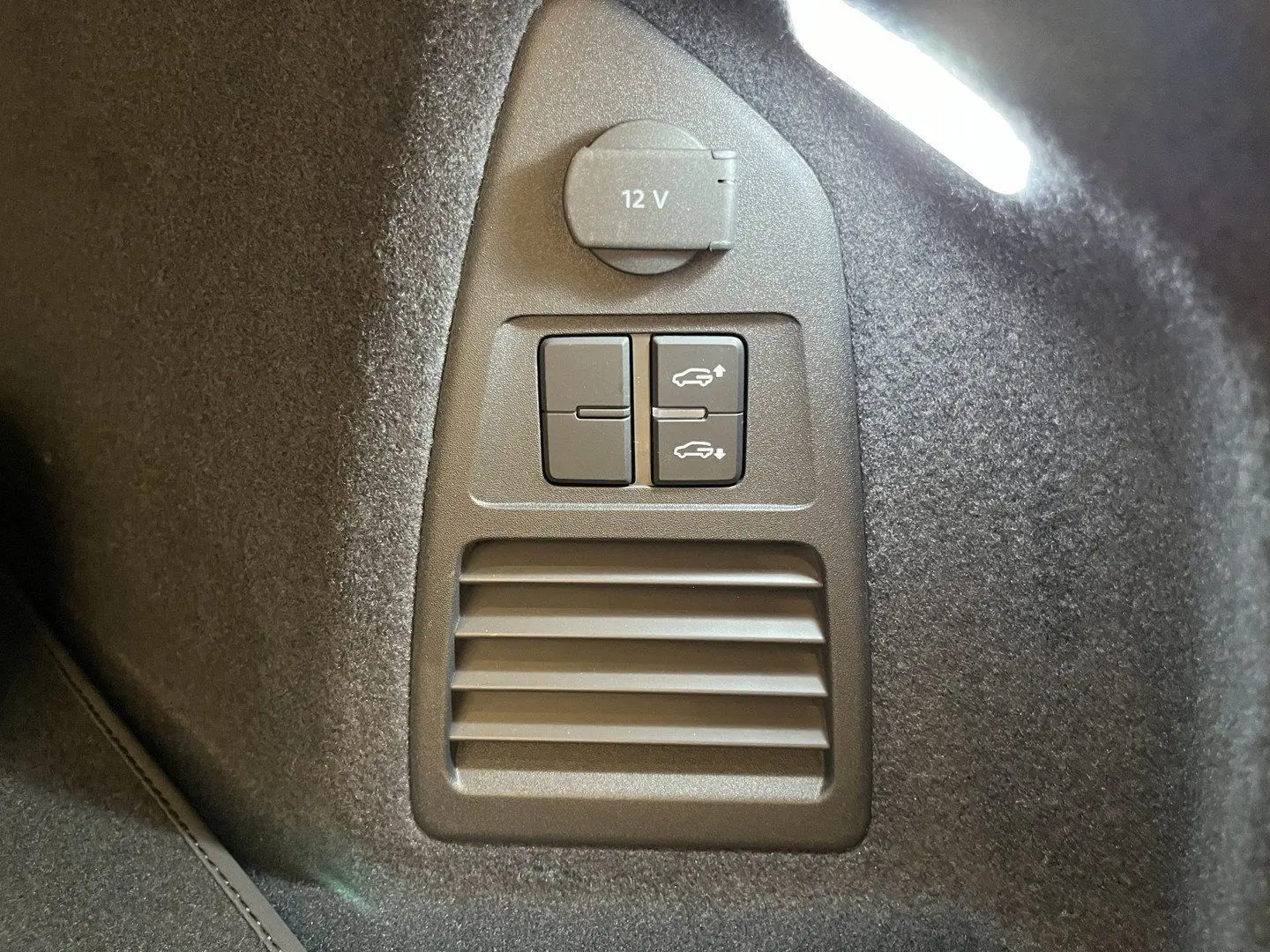 Touareg R 3.0 TSi 462 PK eHybrid 4MOTION voll-au