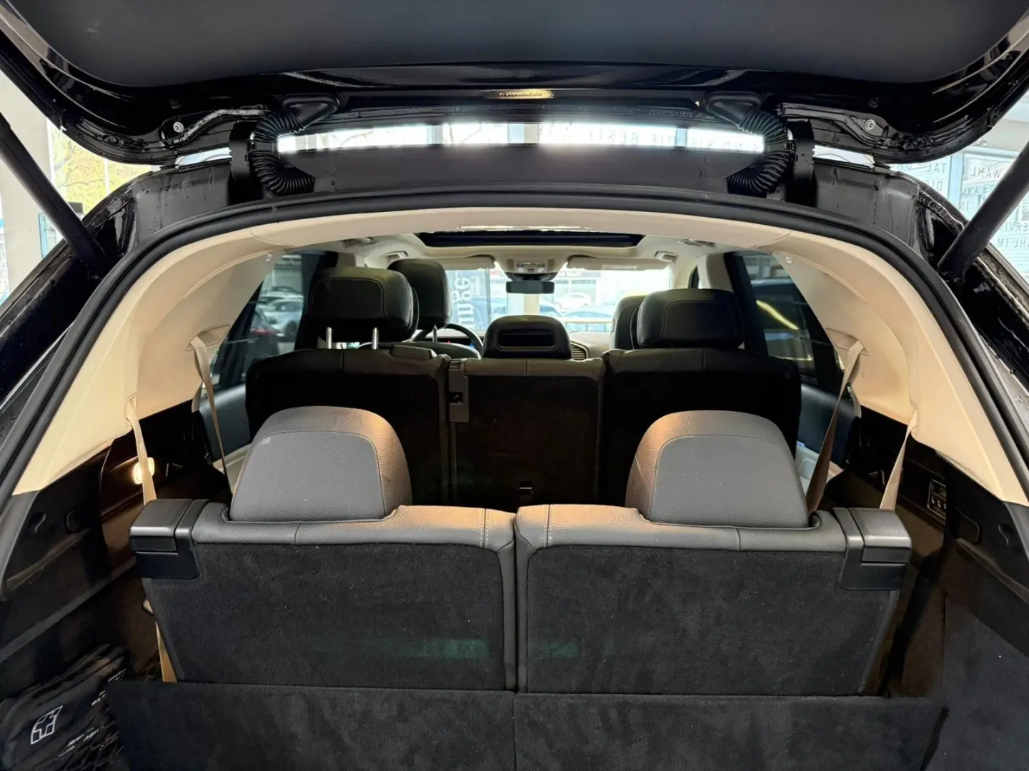 GLE 53 4M  7-SEATS DISTR STDHZ PANO AHK MBEAM