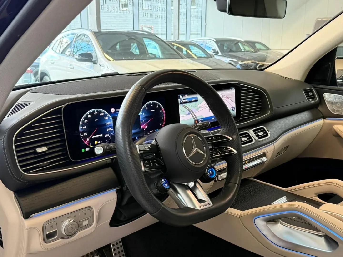 GLE 53 4M  7-SEATS DISTR STDHZ PANO AHK MBEAM