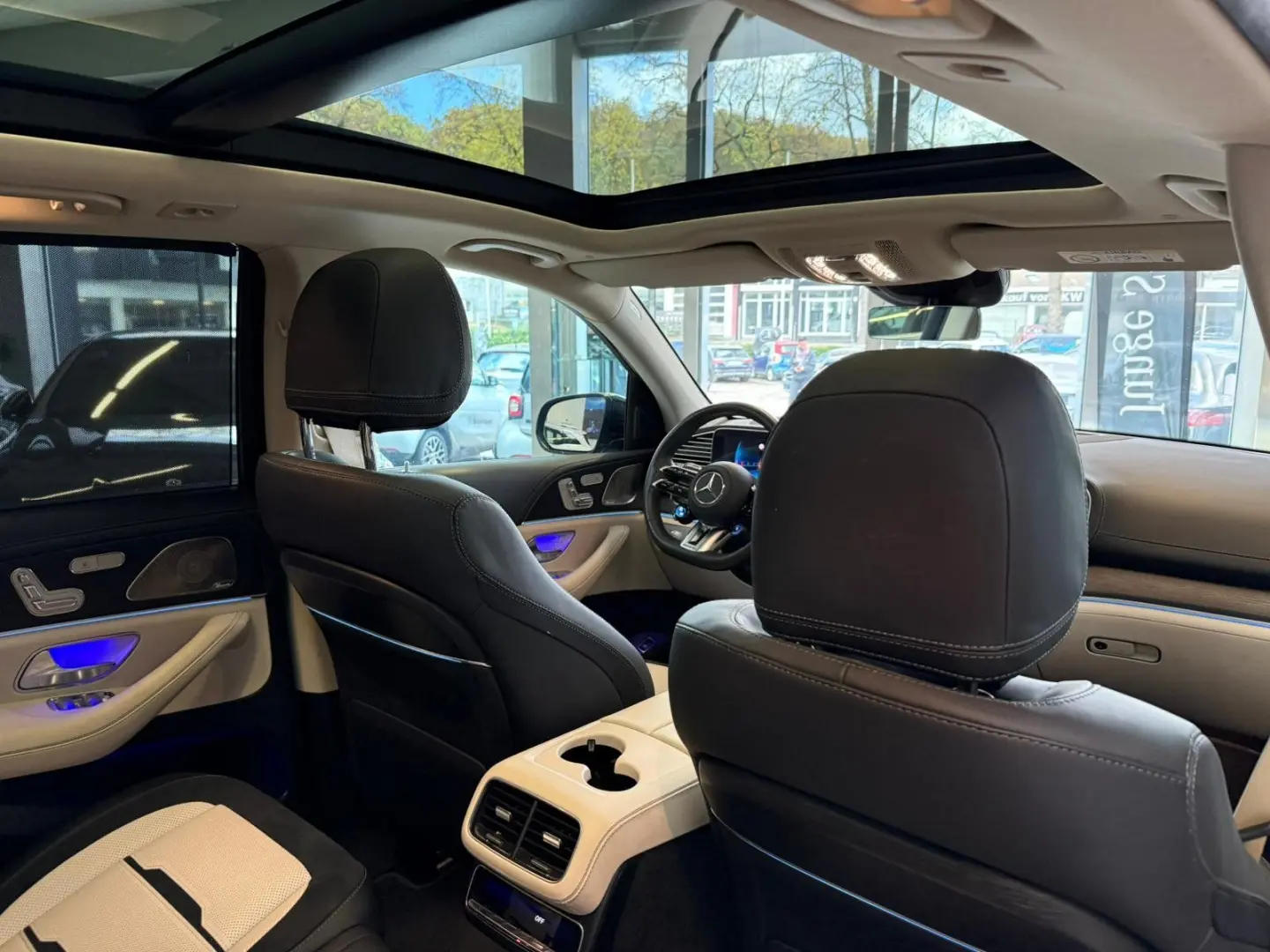 GLE 53 4M  7-SEATS DISTR STDHZ PANO AHK MBEAM