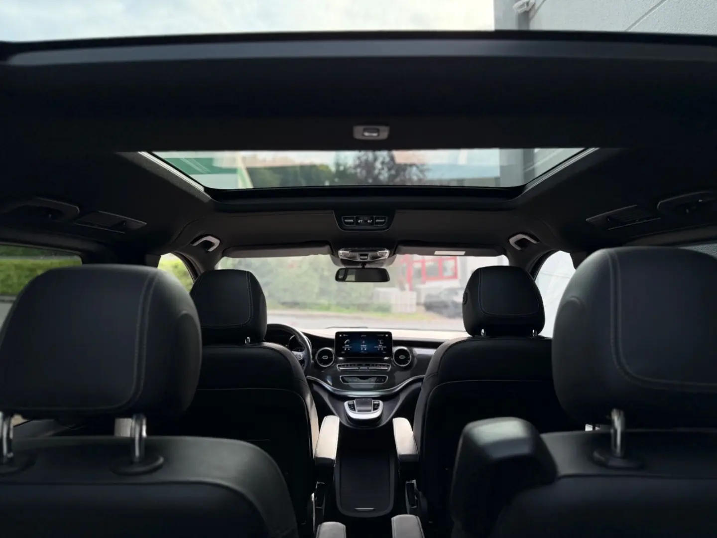 V 300d Edition  AMG NIGHT PANO MBUX AHK STHZ 360