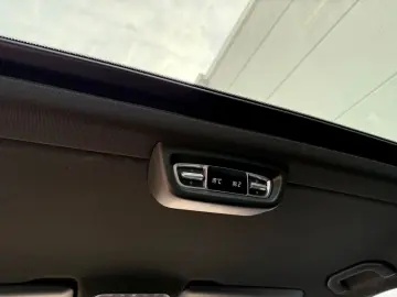 V 300d Edition  AMG NIGHT PANO MBUX AHK STHZ 360