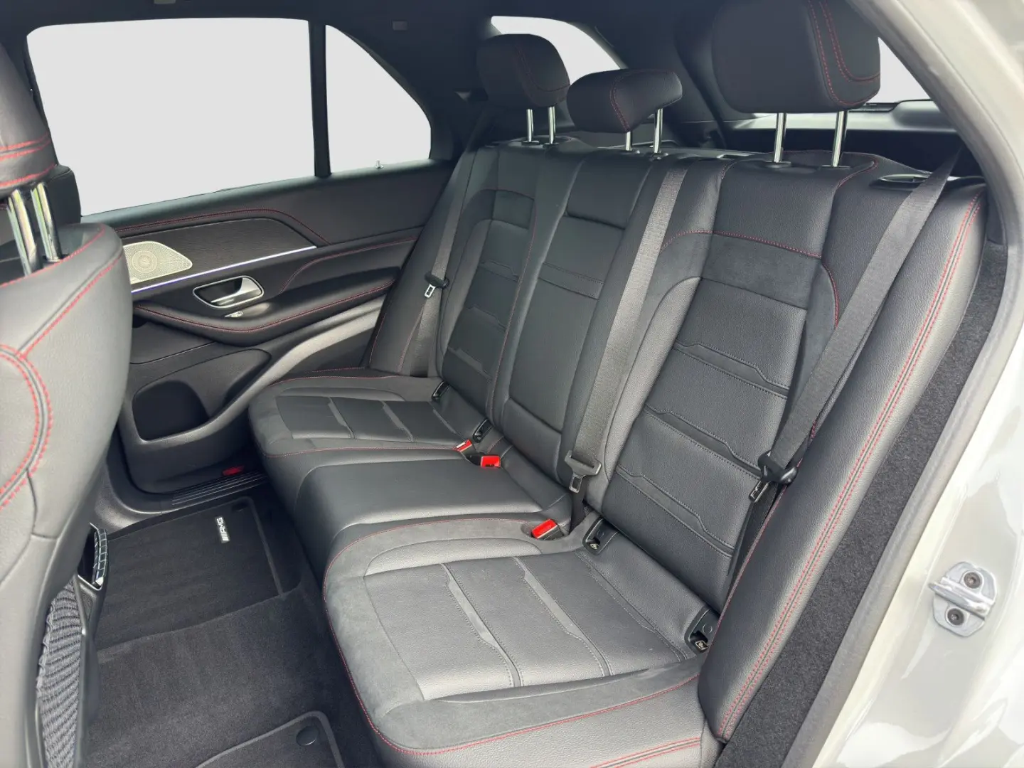 GLE 53 AMG 4M Pano Stdhz HUD Burm AHK Trittbr 22