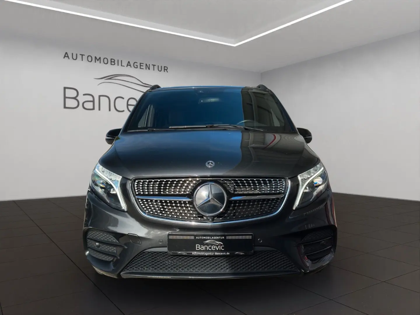 V 300d AMG Edition kompakt 4MATIC 360grad Standh