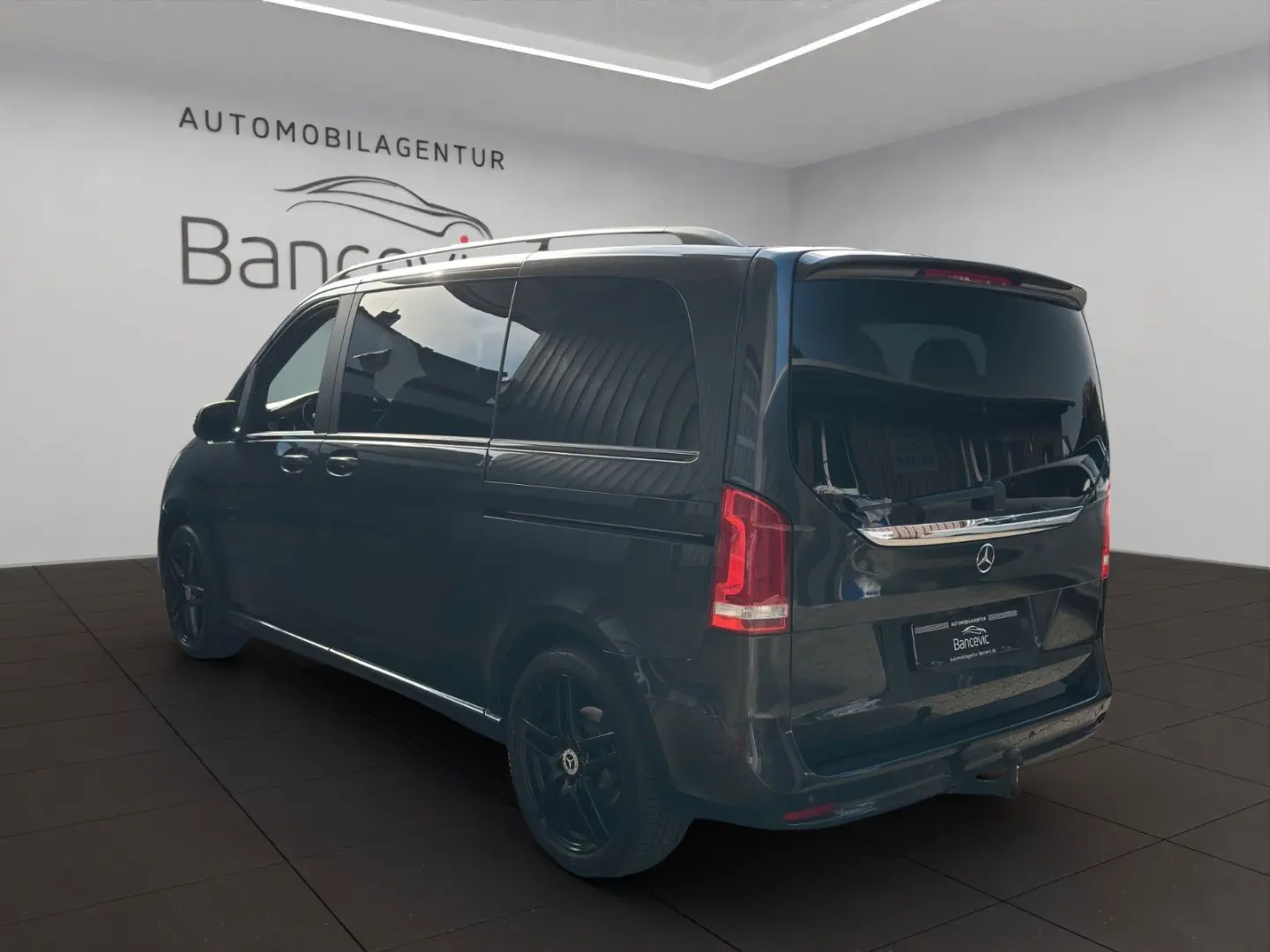 V 300d AMG Edition kompakt 4MATIC 360grad Standh