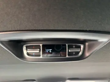 V 300d AMG Edition kompakt 4MATIC 360grad Standh