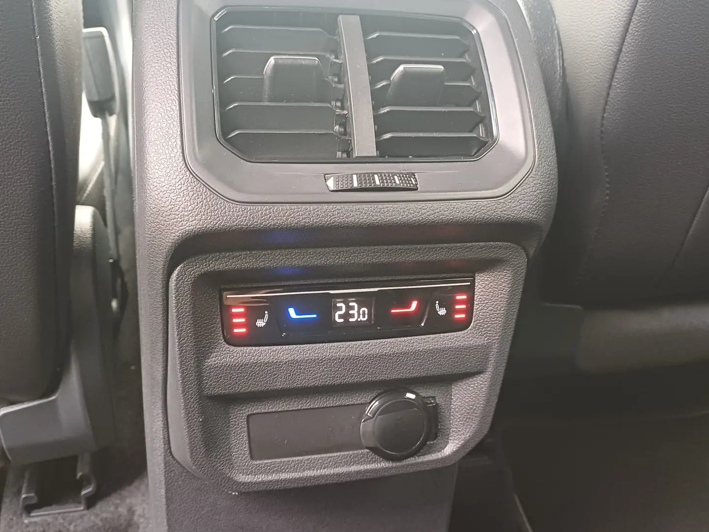 Volkswagen Tiguan Allspace 2.0 benzina 190 CP 4x4 R-Line