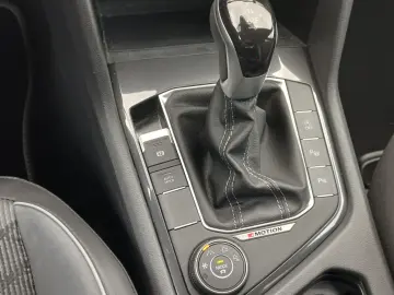 Volkswagen Tiguan Allspace 2.0 benzina 190 CP 4x4 R-Line