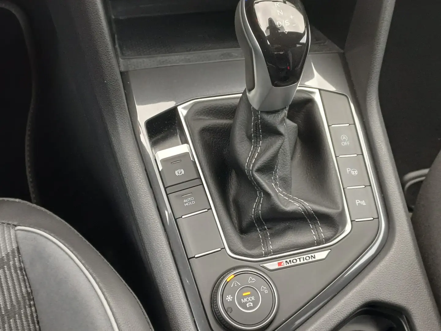 Volkswagen Tiguan Allspace 2.0 benzina 190 CP 4x4 R-Line