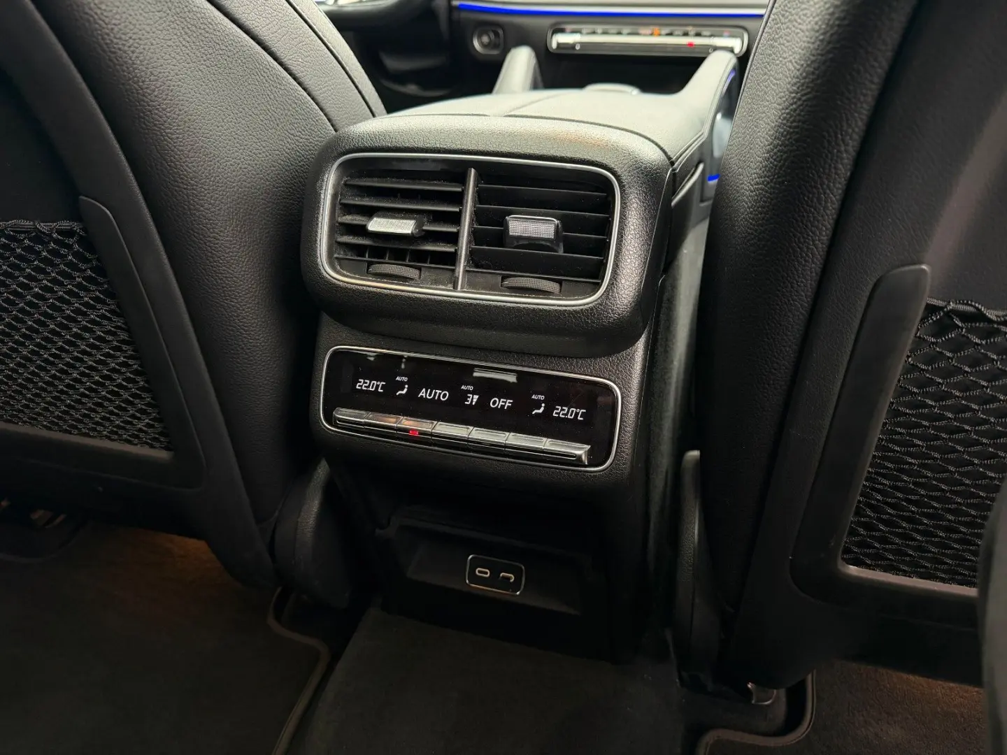 GLE 300d Coupe 3 x AMG Line Panoramadach ACC