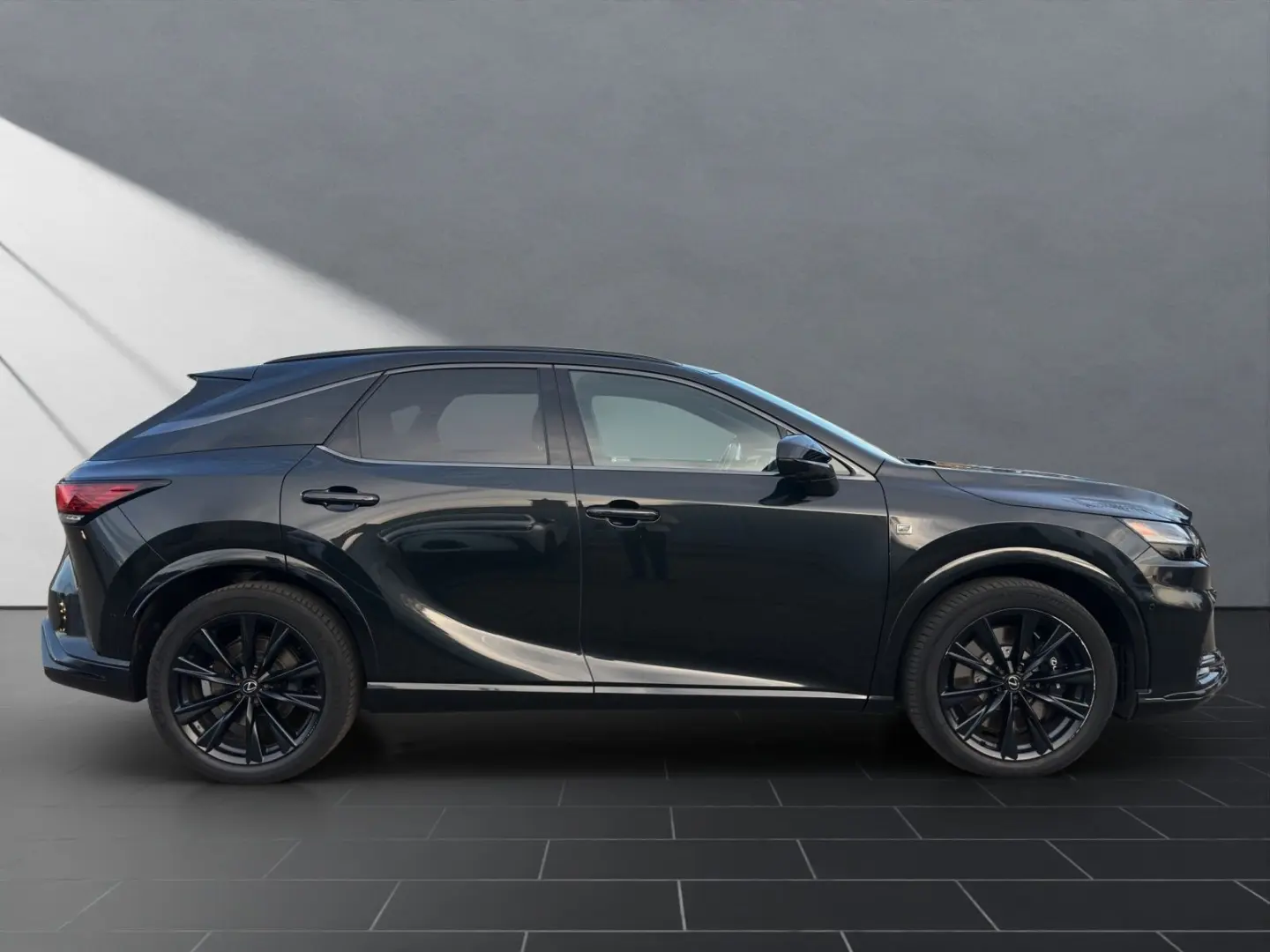 RX 500  F-SPORT  MARK-LEVINSON HUD 360 KAMERA