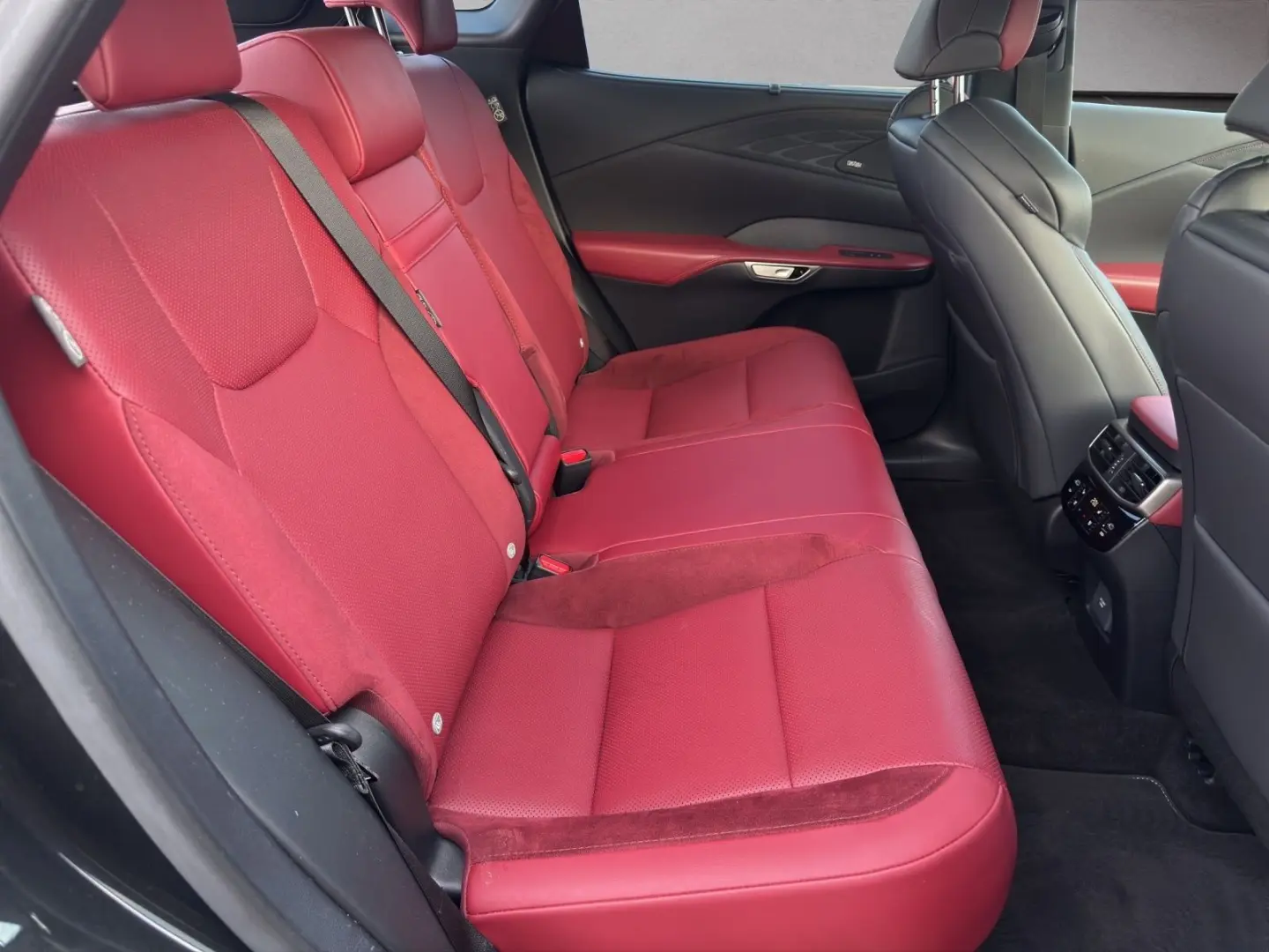 RX 500  F-SPORT  MARK-LEVINSON HUD 360 KAMERA