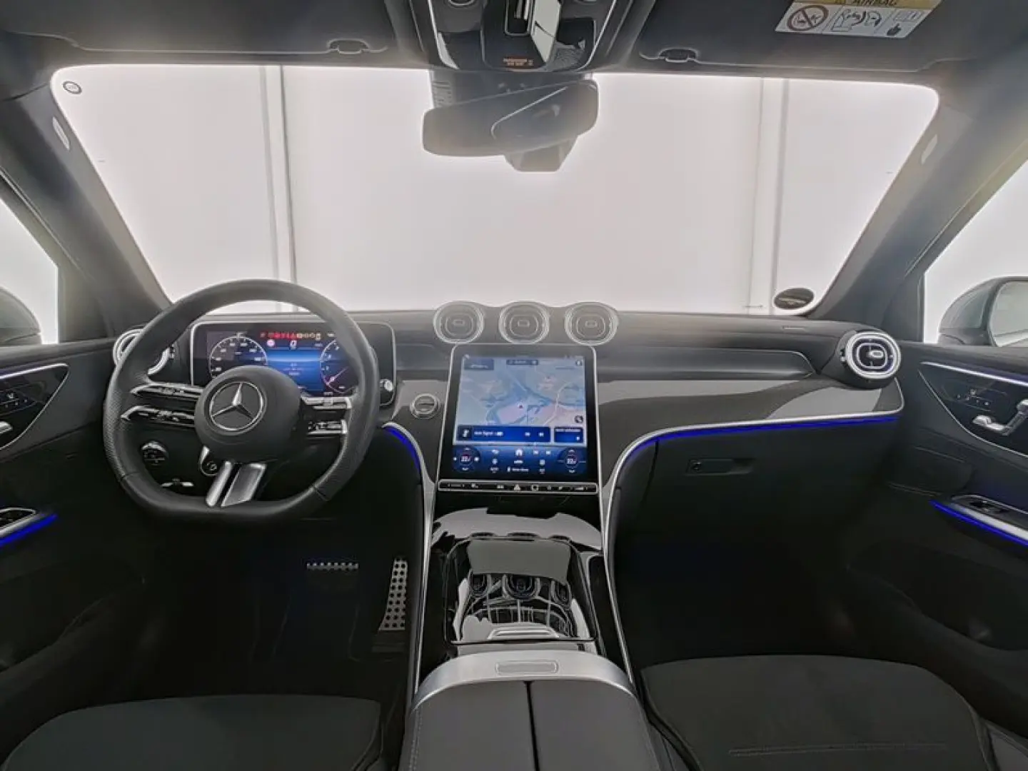 GLC 200 4M AMG Pano AHK MEMORY Totwinkel SHZ 20