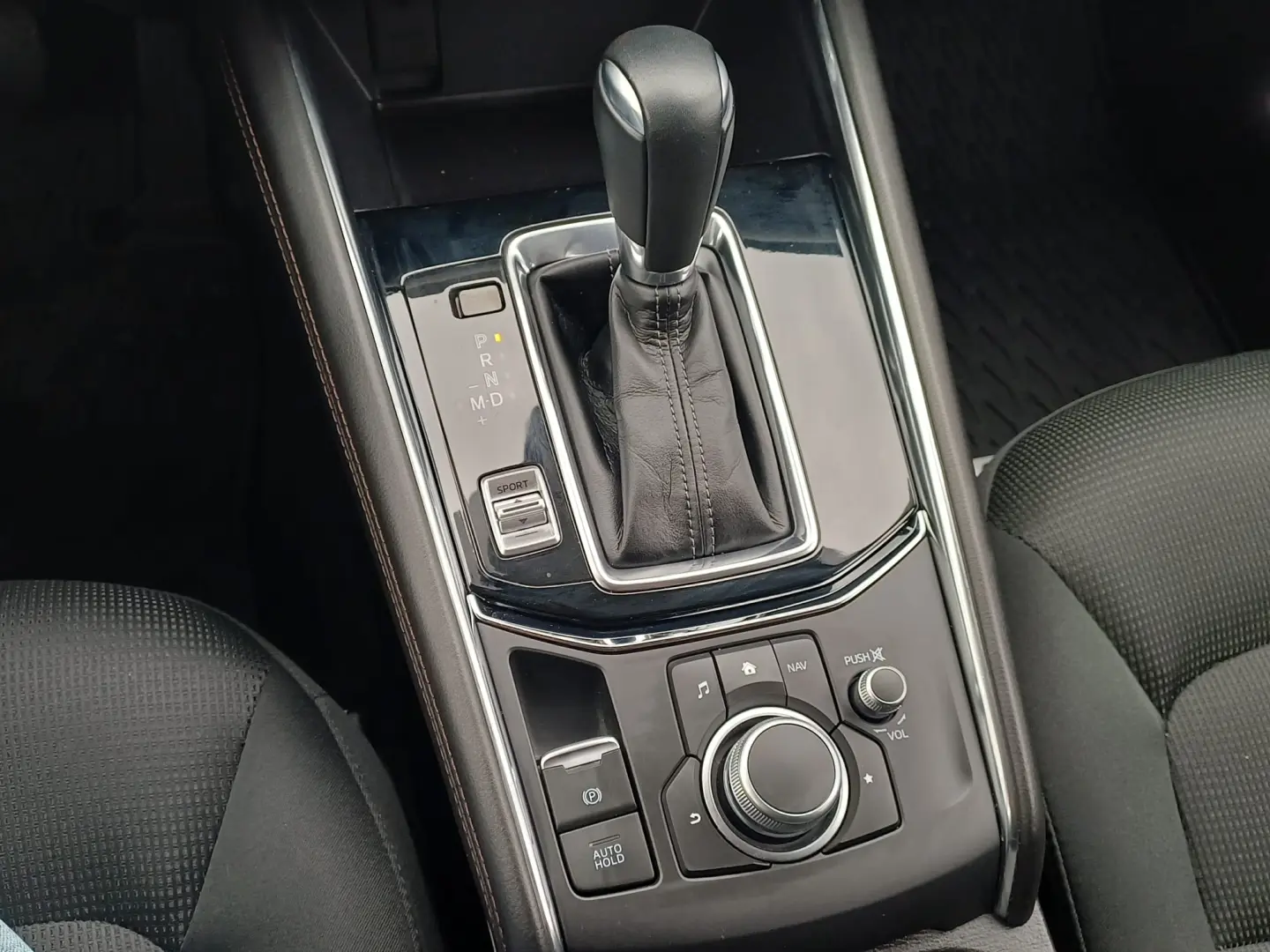 Mazda CX-5 2.0 benzina 165 CP AT 4x4 Revolution