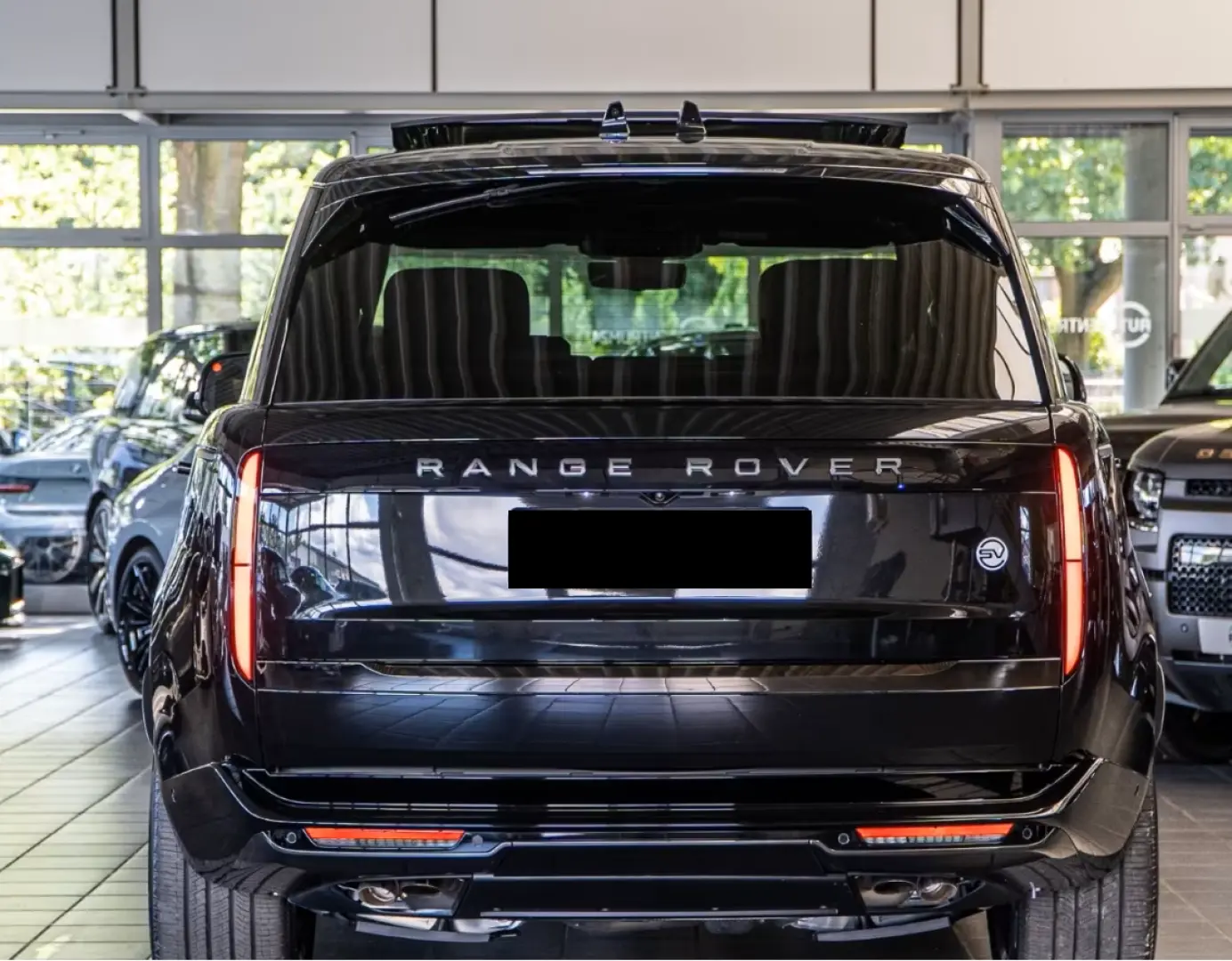 Land Rover Range Rover SV  615 CP