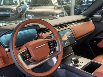 Land Rover Range Rover SV  615 CP