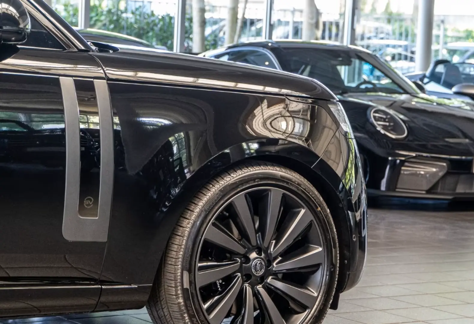 Land Rover Range Rover SV  615 CP