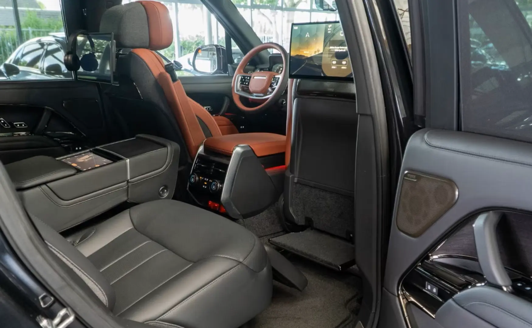 Land Rover Range Rover SV  615 CP