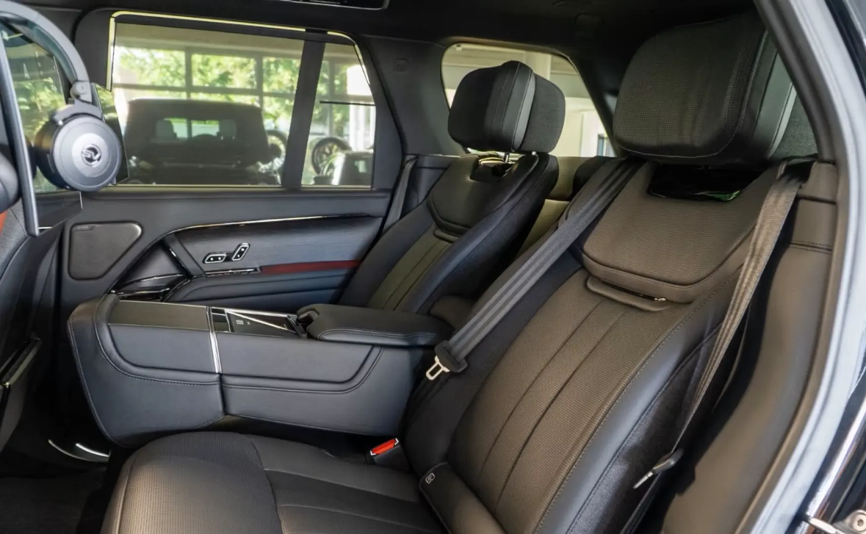 Land Rover Range Rover SV  615 CP