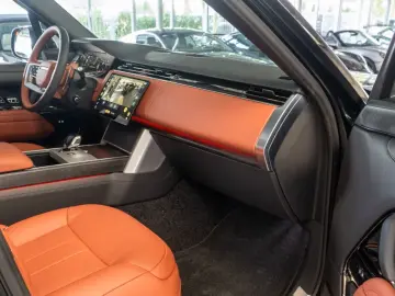 Land Rover Range Rover SV  615 CP