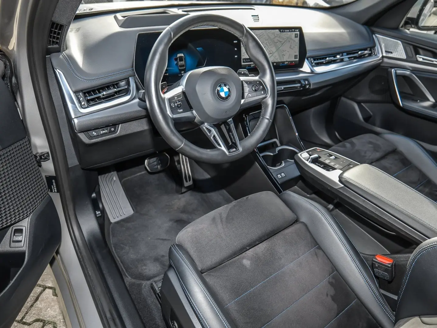 X1 xDrive23i M Sport Pro 20  Pano AHK DA Prof.