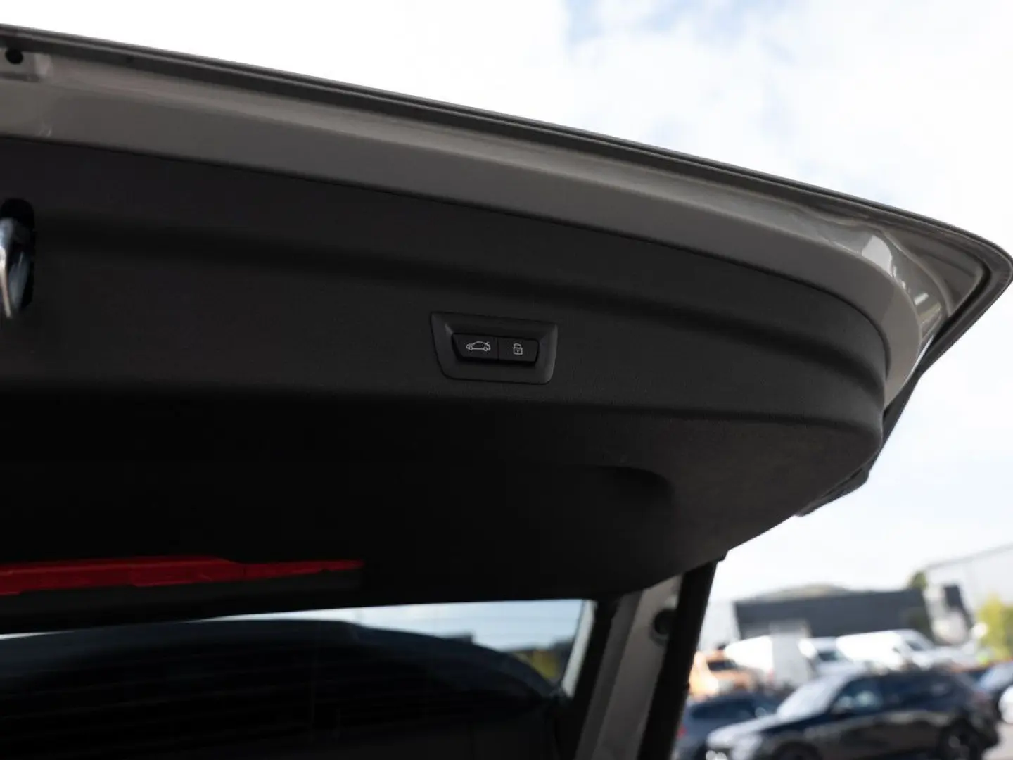 X1 xDrive 20d M-Sport PANO AHK LED ACC NAVI H K