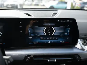 X1 xDrive 20d M-Sport PANO AHK LED ACC NAVI H K