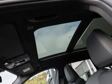 X1 xDrive 20d M-Sport PANO AHK LED ACC NAVI H K