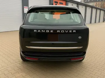 Land Rover Range Rover SV P615 MY26