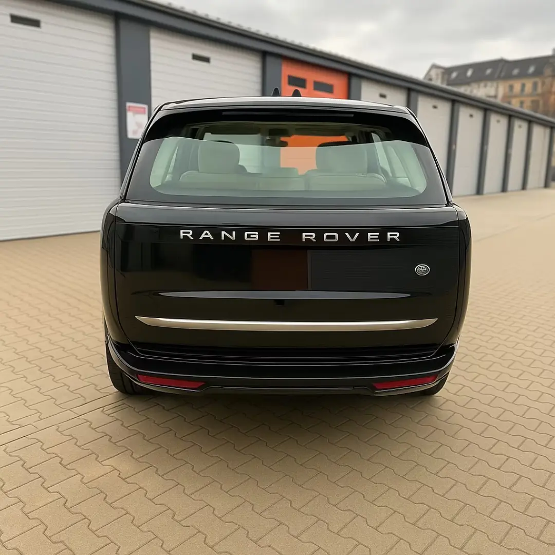 Land Rover Range Rover SV P615 MY26